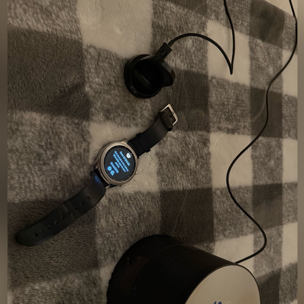 Samsung gear S3 classic watch